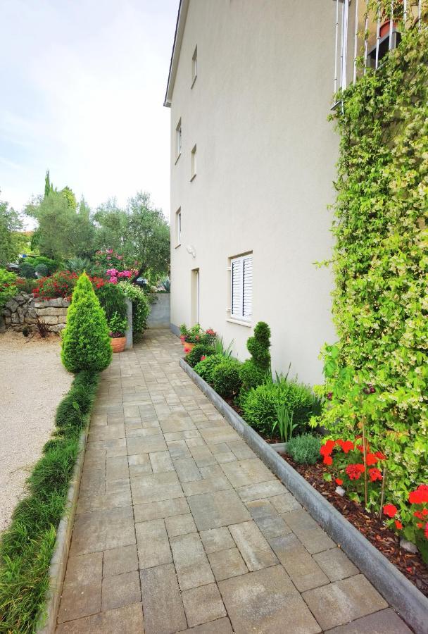 Apartamento Valdesara Malinska Exterior foto